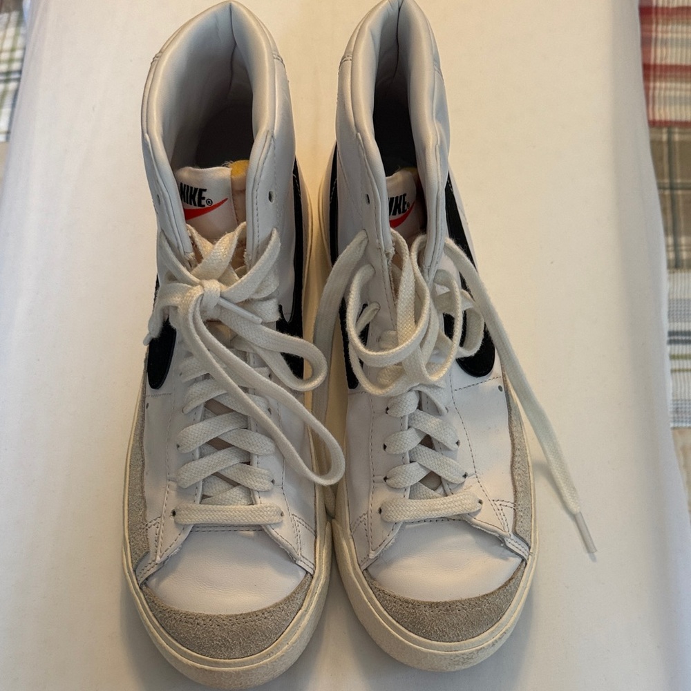 Nike High-Top Sneakers in White and Gray